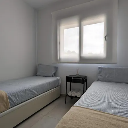 Sunset Waves Magic Apartment *